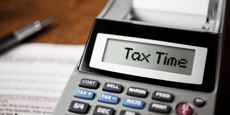 مالیات بر ارزش افزوده چیست و نحوه محاسبه آن چگونه است؟